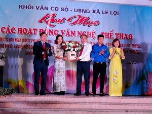 Khối vận cơ sở - UBND xã Lê Lợi  tổ chức chương trình khai mạc  văn văn nghệ- TDTT